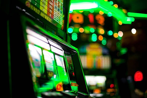 omutogel online slot game interface with Aviator and Sweet Bonanza